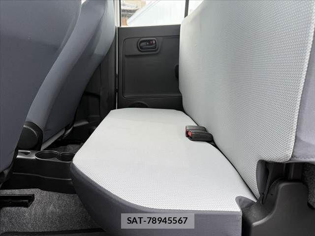 Suzuki ALTO 2017-05 7271496-18