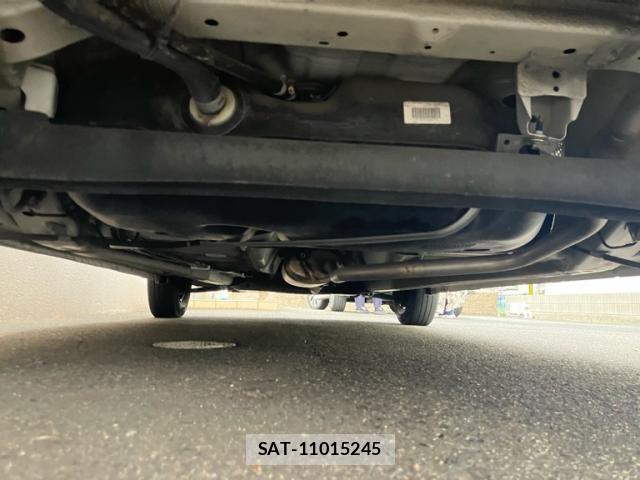 Suzuki ALTO 2017-01 7325603-9