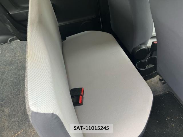 Suzuki ALTO 2017-01 7325603-12