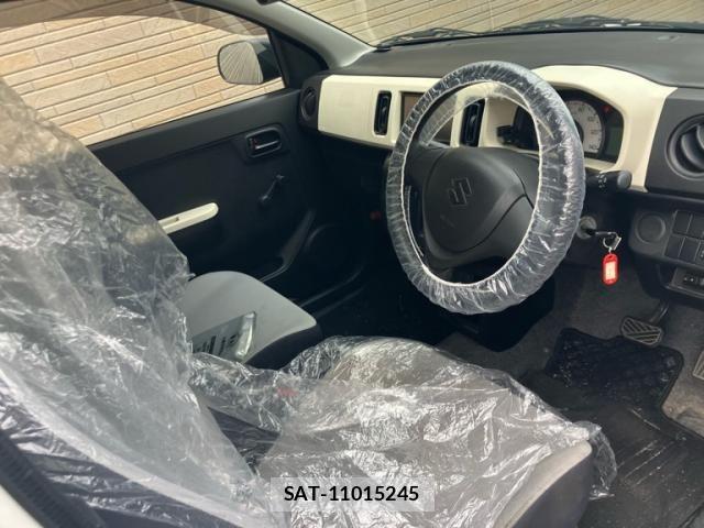 Suzuki ALTO 2017-01 7325603-14
