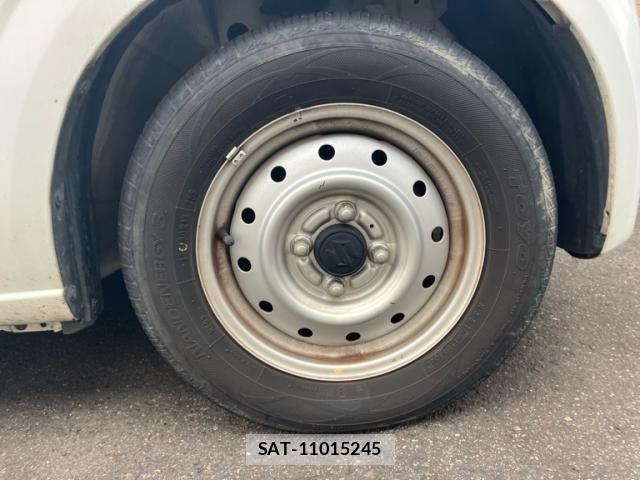 Suzuki ALTO 2017-01 7325603-3