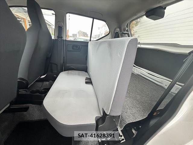 Suzuki ALTO 2018-10 7325600-17