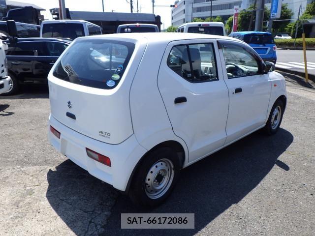 Suzuki ALTO 2017-03 7325596-1