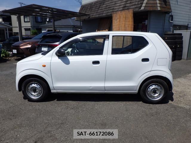 Suzuki ALTO 2017-03 7325596-2