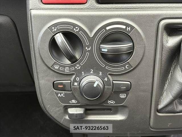 Suzuki ALTO 2021-05 7561816-22