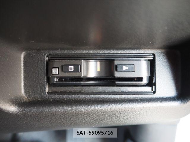 Suzuki ALTO 2017-11 8128846-16