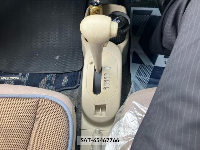 Suzuki ALTO 2013-03 8244577-18