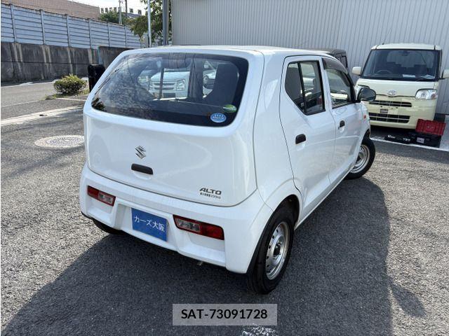 Suzuki ALTO 2016-04 8364702-3