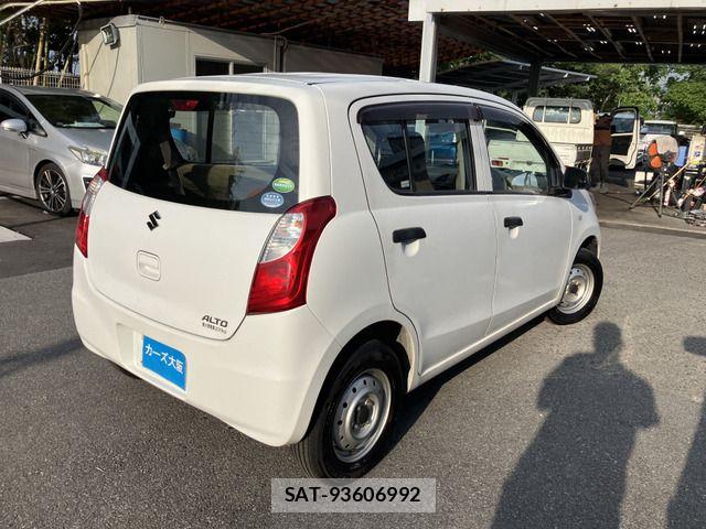Suzuki ALTO 2015-02 8364701-2