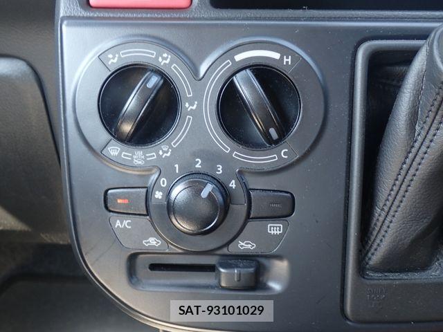 Suzuki ALTO 2016-08 8411182-11