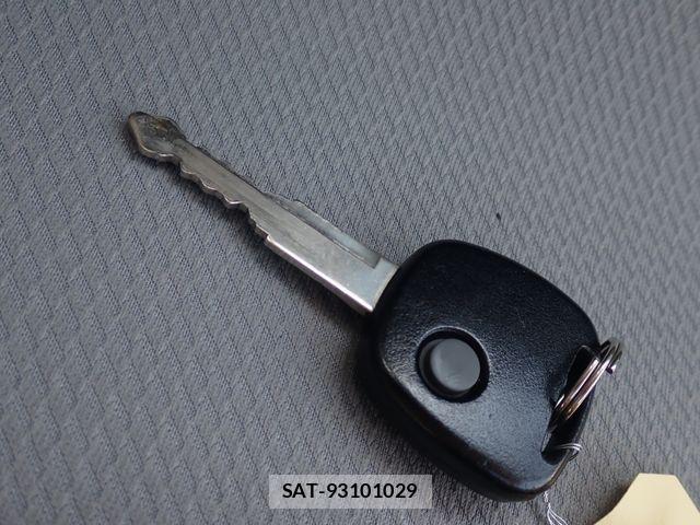Suzuki ALTO 2016-08 8411182-15