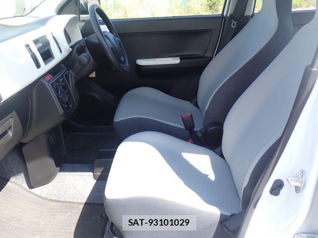 Suzuki ALTO 2016-08 8411182-17