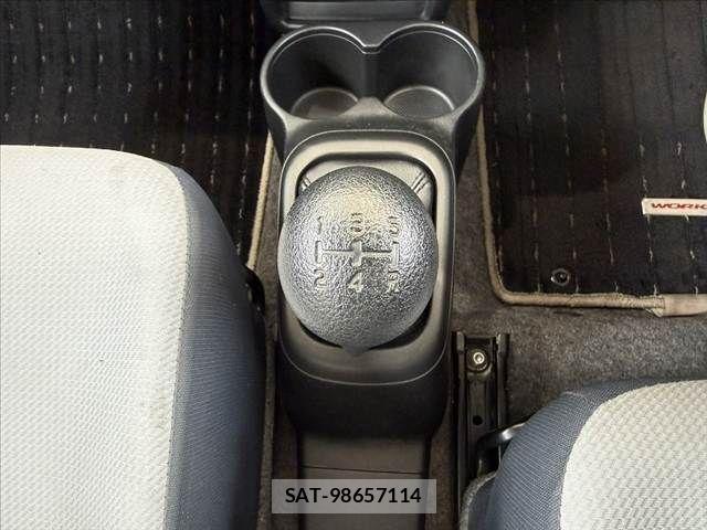 Suzuki ALTO 2020-05 8411183-24
