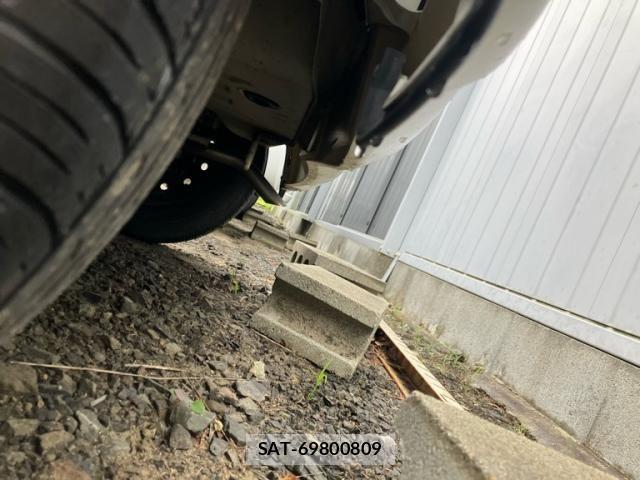 Suzuki ALTO 2015-11 8523478-10