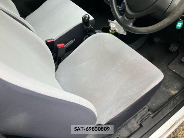 Suzuki ALTO 2015-11 8523478-12