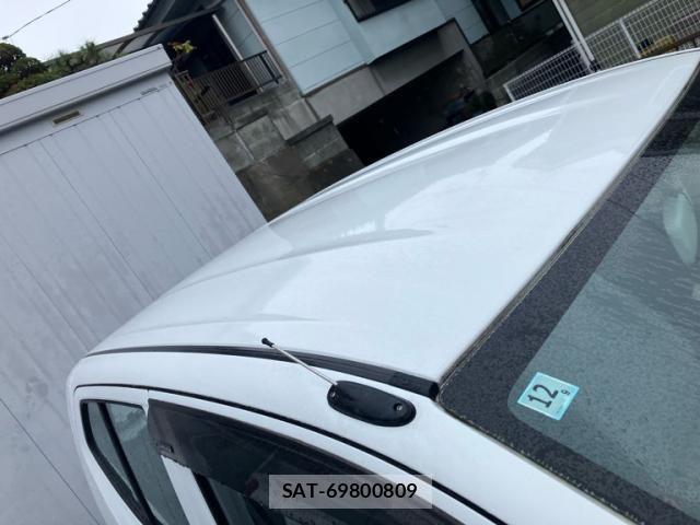 Suzuki ALTO 2015-11 8523478-5
