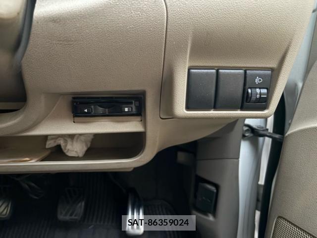 Suzuki ALTO 2011-12 8657961-18