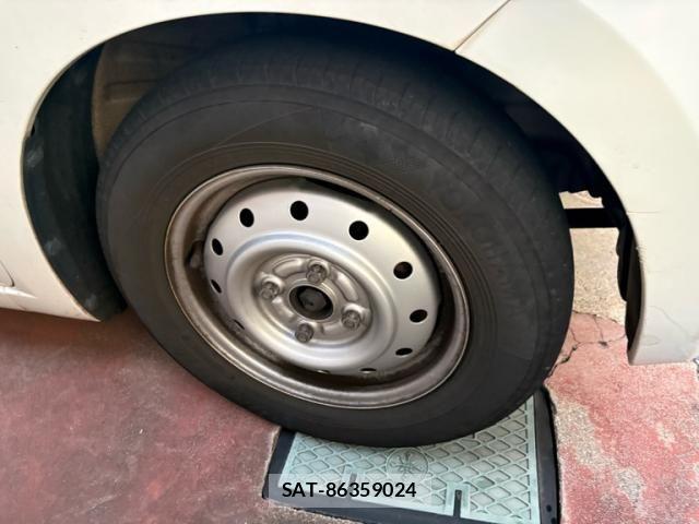 Suzuki ALTO 2011-12 8657961-3