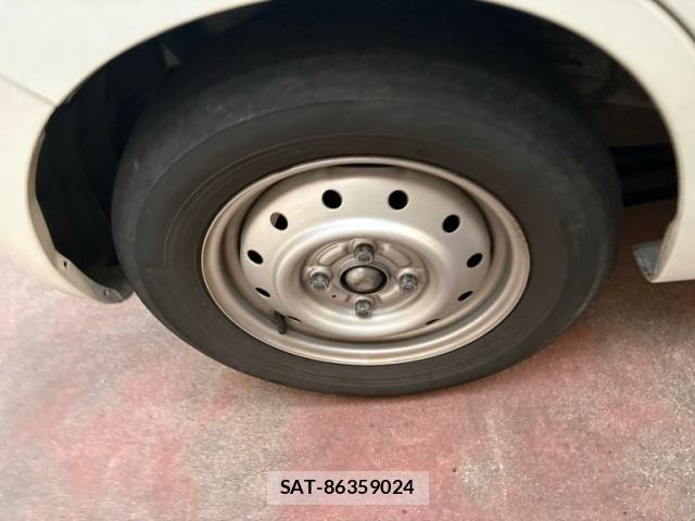 Suzuki ALTO 2011-12 8657961-4