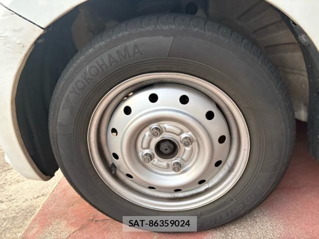 Suzuki ALTO 2011-12 8657961-6