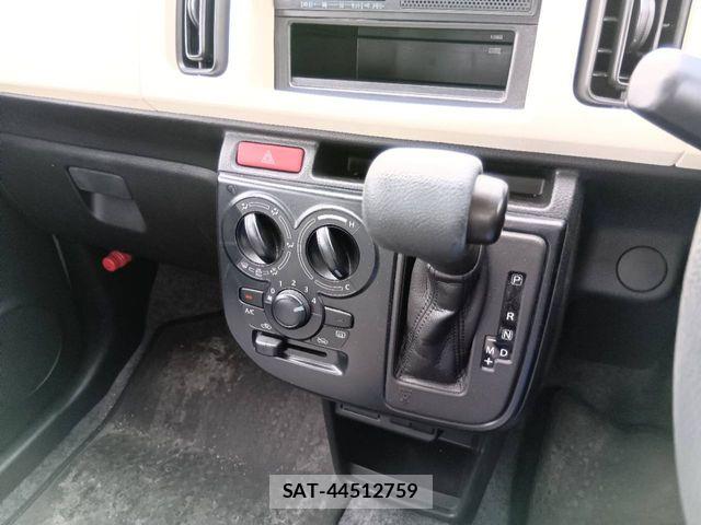 Suzuki ALTO 2017-08 8779449-9