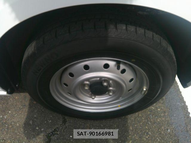 Suzuki ALTO 2018-09 8827765-28