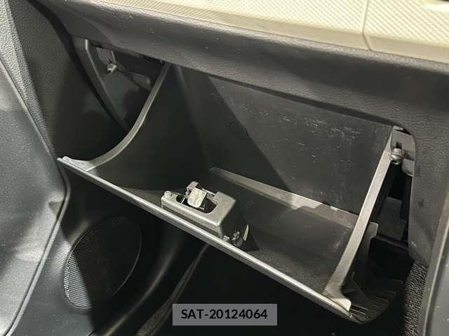 Suzuki ALTO 2016-06 8848190-13