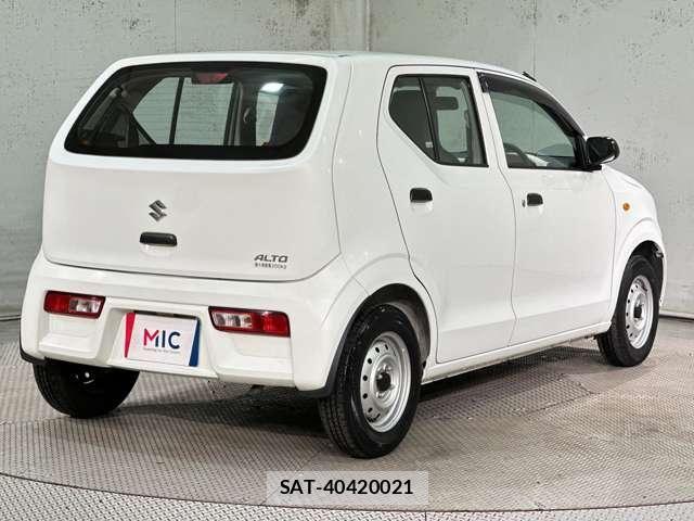 Suzuki ALTO 2018-02 8848188-4