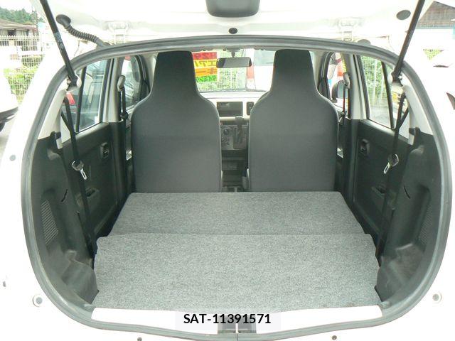 Suzuki ALTO 2017-01 8878634-3
