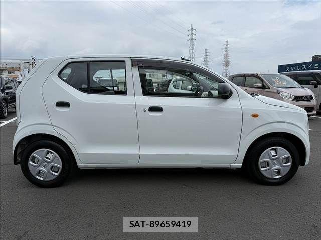 Suzuki ALTO 2018-03 8878635-10