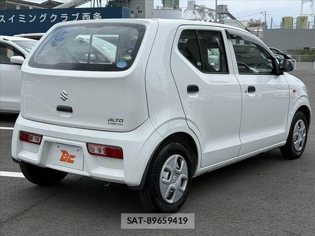 Suzuki ALTO 2018-03 8878635-14