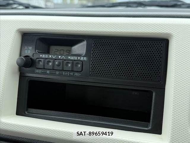 Suzuki ALTO 2018-03 8878635-21
