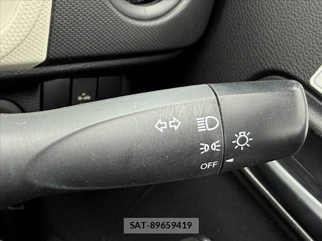 Suzuki ALTO 2018-03 8878635-22