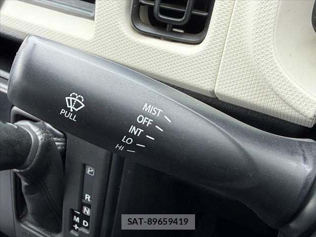 Suzuki ALTO 2018-03 8878635-23