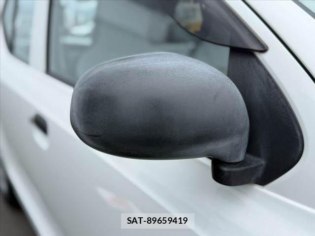 Suzuki ALTO 2018-03 8878635-25