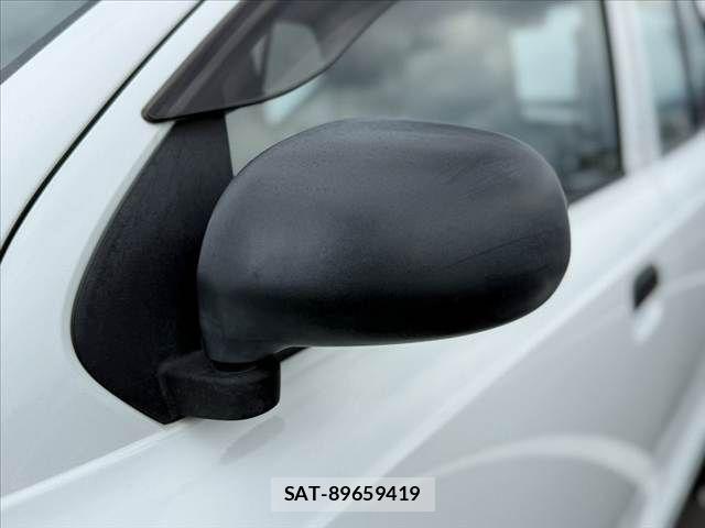 Suzuki ALTO 2018-03 8878635-26