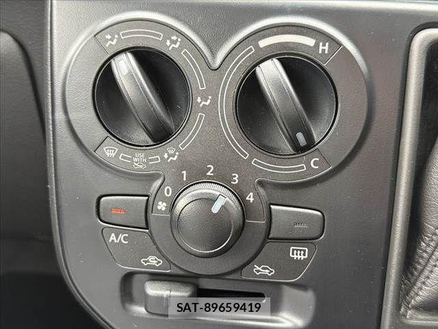 Suzuki ALTO 2018-03 8878635-5