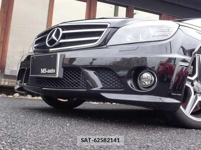 Amg C-CLASS 2010-04 8870393-15