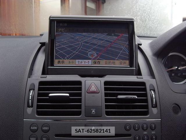 Amg C-CLASS 2010-04 8870393-20