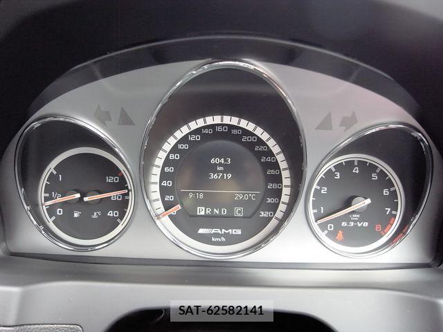 Amg C-CLASS 2010-04 8870393-5