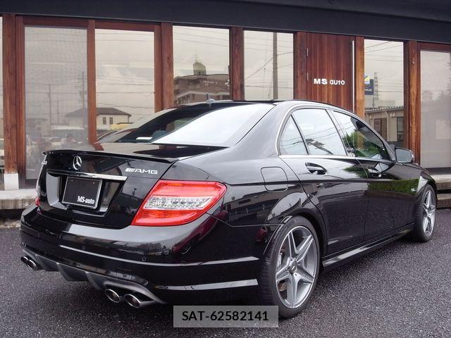 Amg C-CLASS 2010-04 8870393-8