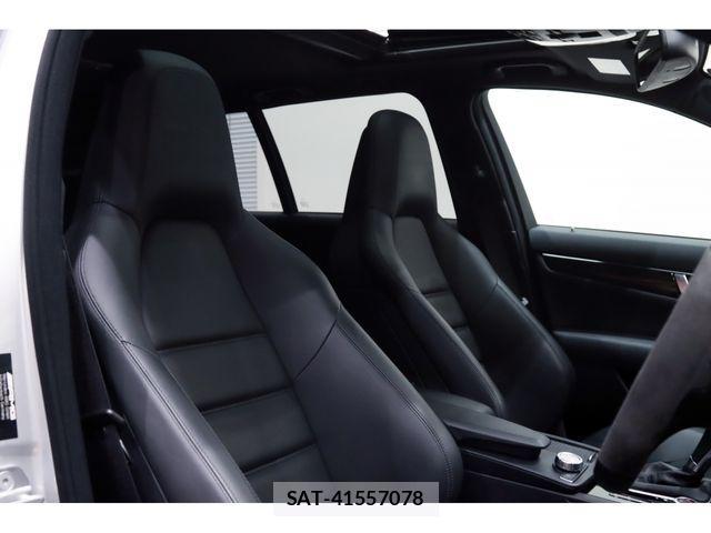 Amg C-CLASS 2011-11 801040-2