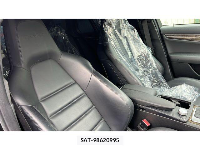 Amg C-CLASS 2008-06 5860053-5