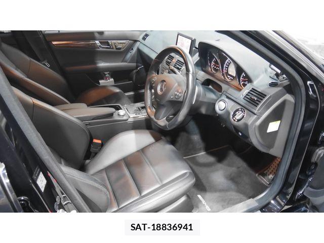 Amg C-CLASS 2010-03 8657963-11