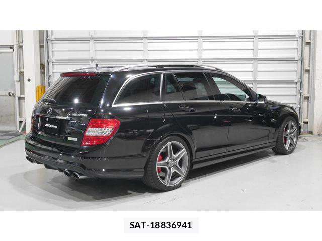 Amg C-CLASS 2010-03 8657963-5