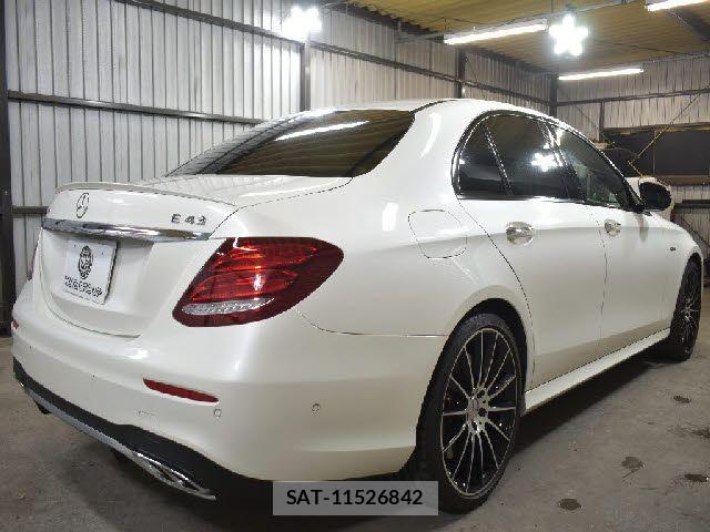 Mercedes Benz E-CLASS 2018-09 7356755-2