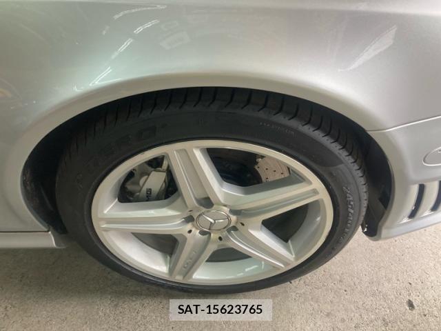 Amg E-CLASS 2009-04 7614915-3