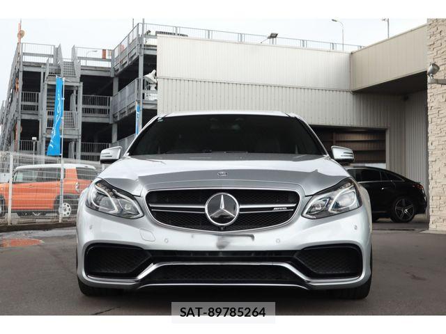 Amg E-CLASS 2015-07 7978458-1