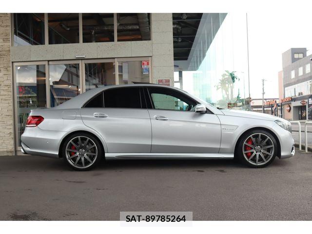 Amg E-CLASS 2015-07 7978458-3