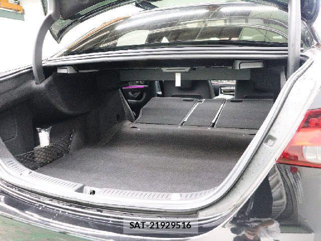 Amg E-CLASS 2022-04 8827771-5